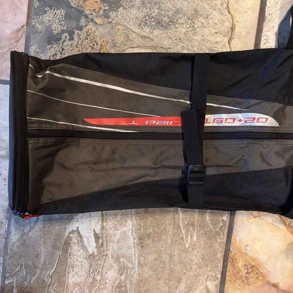 Salomon 160+20 Ski Snowboard Bag Black Carry Strap Zipper Closure 5